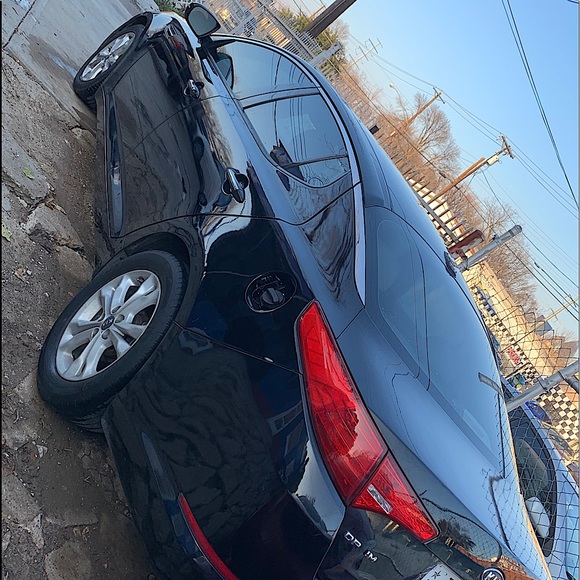 Kia Optima 2011 - Picture 4 of 4